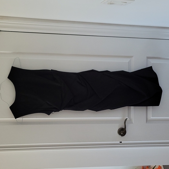 Dress - Picture 2 of 5